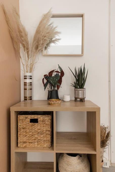 Studio « Le Boheme Chic » Nîmes Extérieur photo