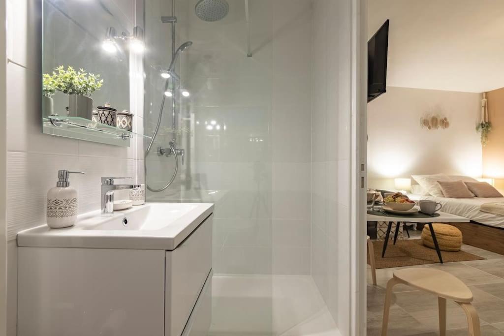 Studio « Le Boheme Chic » Nîmes Extérieur photo