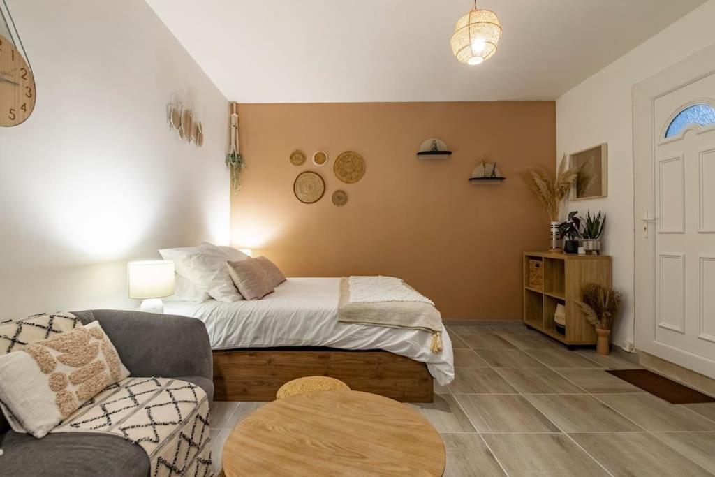 Studio « Le Boheme Chic » Nîmes Extérieur photo