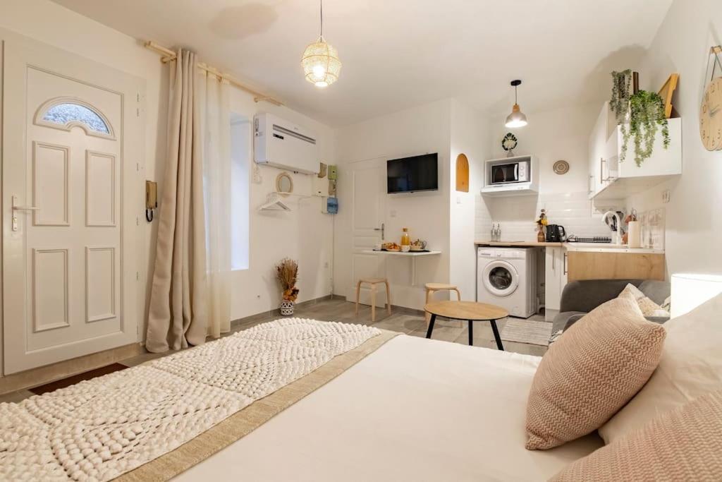 Studio « Le Boheme Chic » Nîmes Extérieur photo